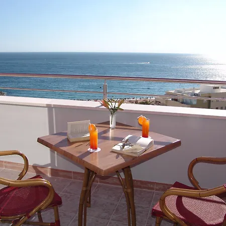 阔而特拉锁尔酒店 酒店 奎特里拉