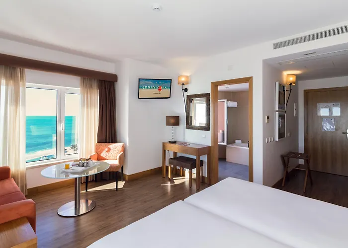 فندق Quarteirasol 4*