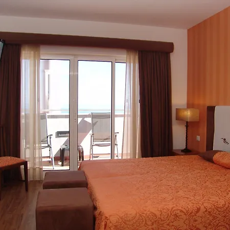 Quarteirasol Отель 4*