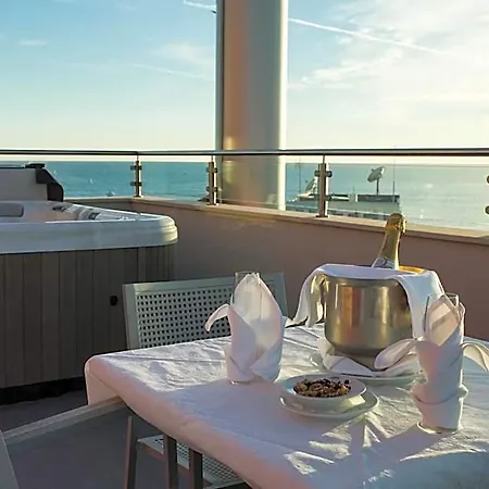 Hotel Quarteirasol 4*