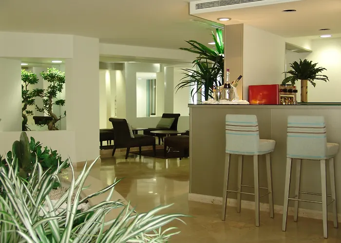 Hotel Quarteirasol 4*