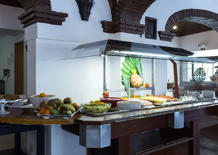 Hotel Quarteirasol 4*